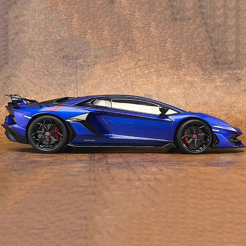 AUTOart 1/18 Evantado SVJ Diecast Model for Collectors 3 AUTOart 1/18 Evantado SVJ Diecast Model for Collectors - Image 3