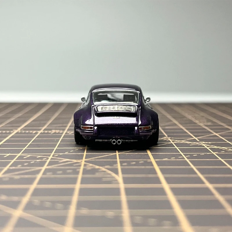 Diecast 1:64 Porsche 911 Singer Coupe Model 3 Diecast 1:64 Porsche 911 Singer Coupe Model - Image 3