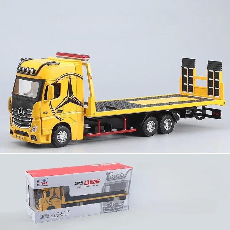 Yellow Mercedes-Benz Actros 1:24 Diecast Model 9 Yellow Mercedes-Benz Actros 1:24 Diecast Model - Image 9