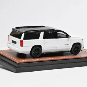 2015 Suburban SUV Model Collection in 1:64 Scale 10 Sda249234c8e74c7fbac35a51daa3e1a4u
