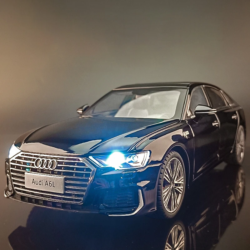 Black 1:18 Audi A6L Diecast Model Car 1 Black 1:18 Audi A6L Diecast Model Car