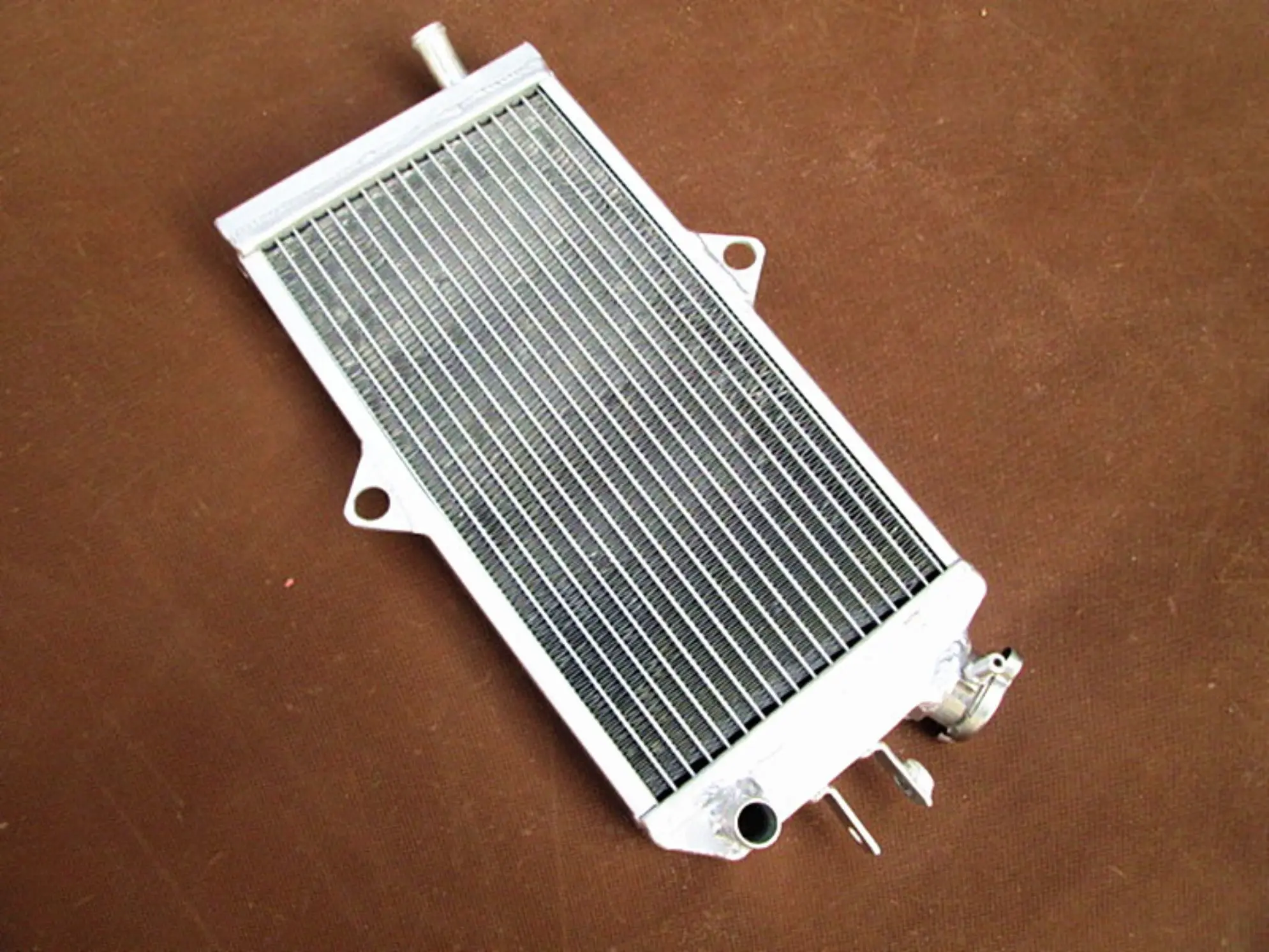 Heavy-Duty Aluminum Radiator for Suzuki LT250R 6 Heavy-Duty Aluminum Radiator for Suzuki LT250R - Image 6