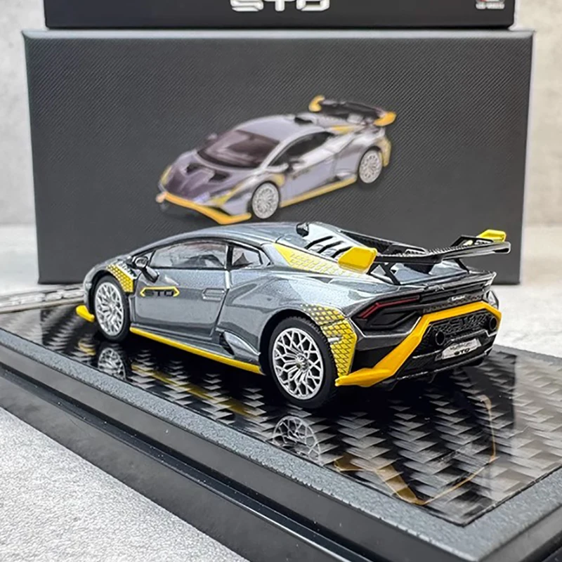 Silver Lamborghini Huracan STO 1:64 Scale Model 2 Silver Lamborghini Huracan STO 1:64 Scale Model - Image 2