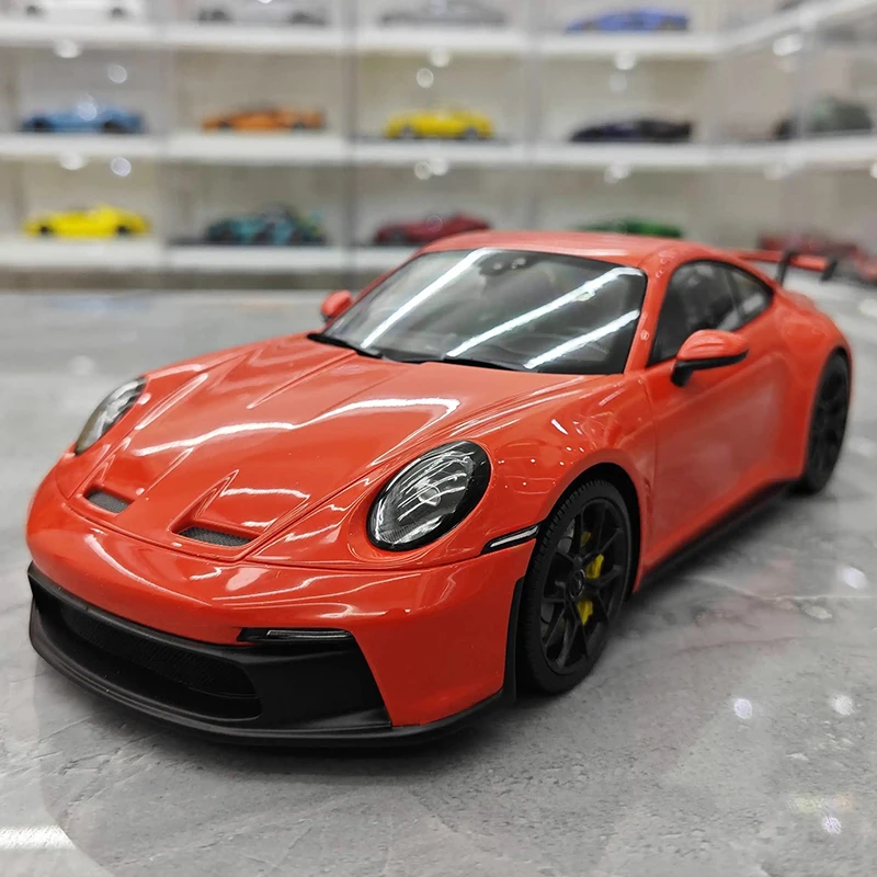 992 GT3 Resin Model Car Display Replica 2 992 GT3 Resin Model Car Display Replica - Image 2