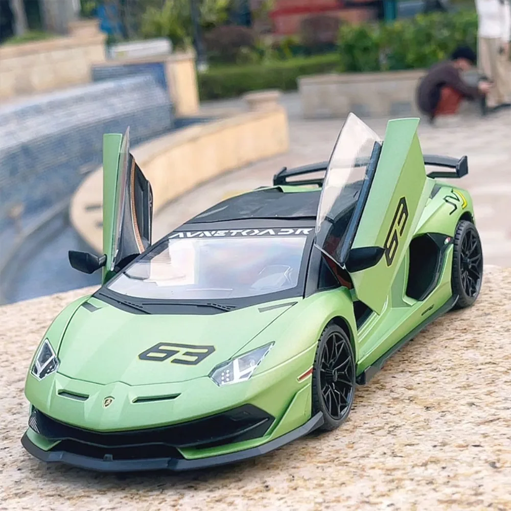 Vibrant Green 1:18 Supercar Diecast Model 1 Vibrant Green 1:18 Supercar Diecast Model