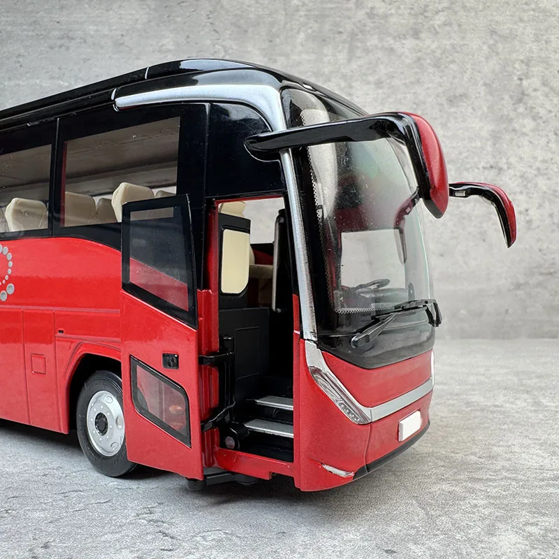 Miniature 1:36 Zhongtong H12 Bus Model 5 Miniature 1:36 Zhongtong H12 Bus Model - Image 5