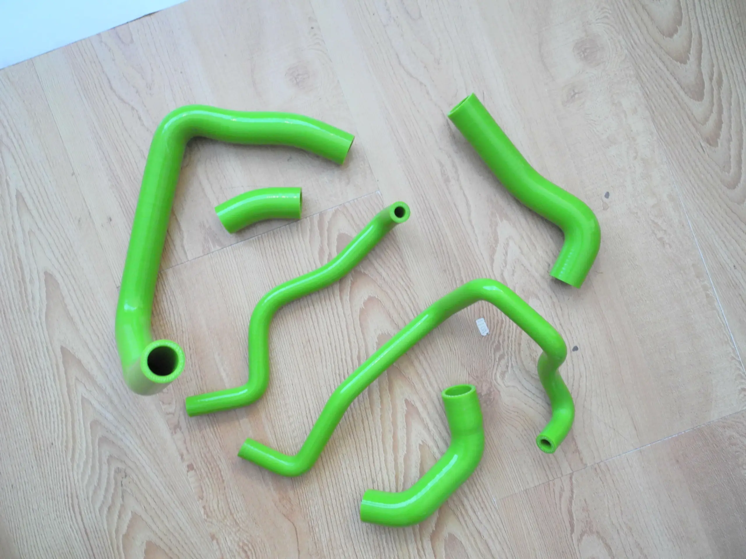 Green Silicone Radiator Hose Kit for Kawasaki ZX10R 2008-2010 6 Green Silicone Radiator Hose Kit for Kawasaki ZX10R 2008-2010 - Image 6