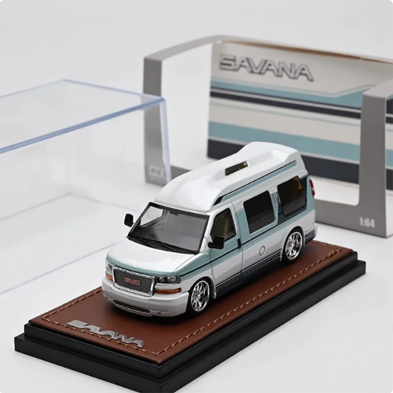 1:64 GMC Savana Diecast Model in Silver or Blue 3 1:64 GMC Savana Diecast Model in Silver or Blue - Image 3