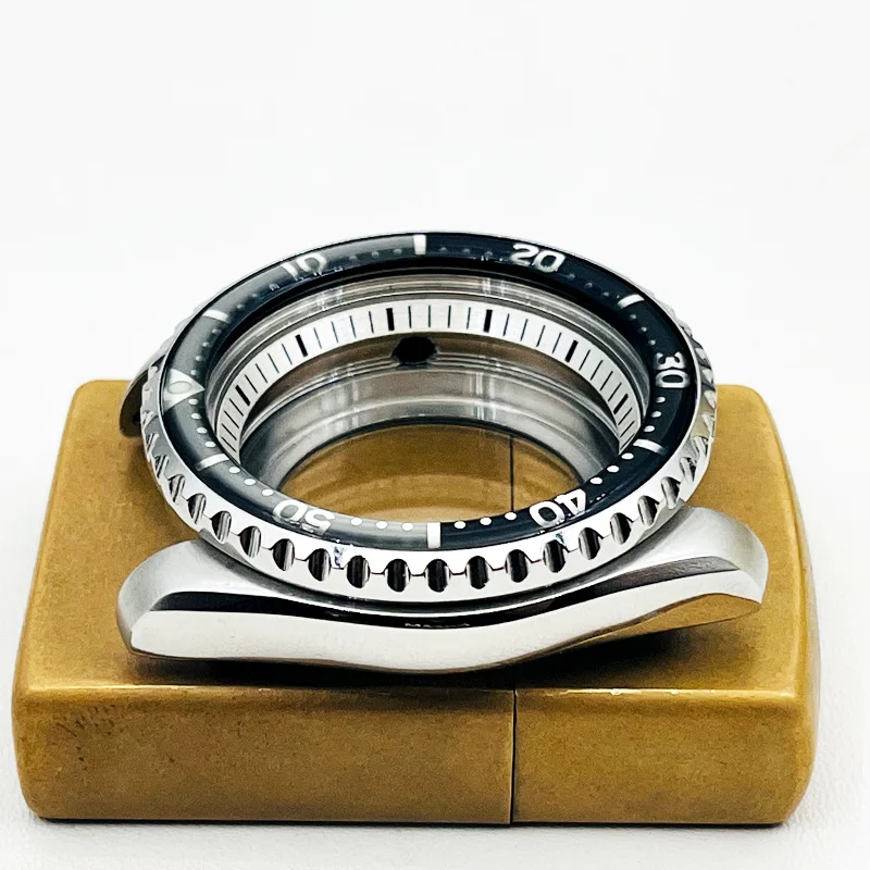 Mod SKX007 Stainless Steel Dive Watch Case 4 Mod SKX007 Stainless Steel Dive Watch Case - Image 4