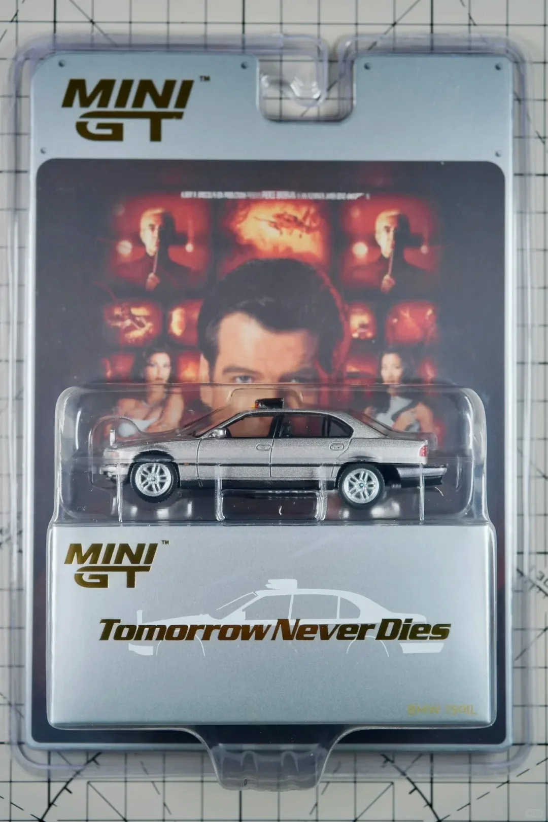 Miniature BMW 750LI Collectible Model 6 Miniature BMW 750LI Collectible Model - Image 6