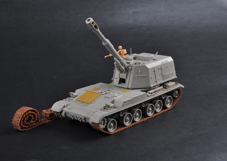 PLZ-83A 1:35 Scale Military Model Kit 4 PLZ-83A 1:35 Scale Military Model Kit - Image 4