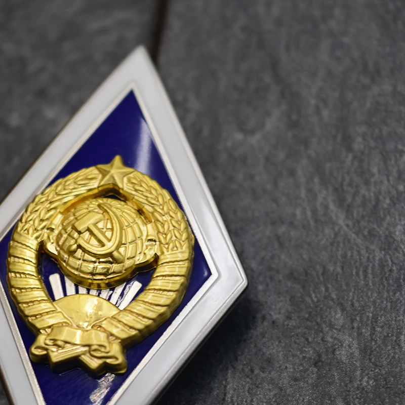 Soviet Union Alloy Enamel Patriotic Badge 4 Soviet Union Alloy Enamel Patriotic Badge - Image 4