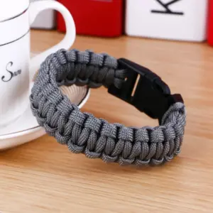 Men's Survival Paracord Bracelet with POM Buckle