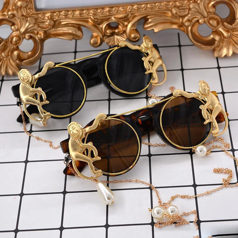 Vintage Steampunk Fashion Sunglasses with Gold Embellishments 4 Vintage Steampunk Fashion Sunglasses with Gold Embellishments - Image 4