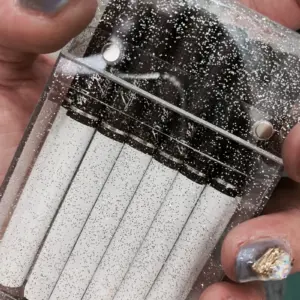 Sparkling Transparent Acrylic Cigarette Case 12 HTB1oP2LOhjaK1RjSZKzq6xVwXXaO