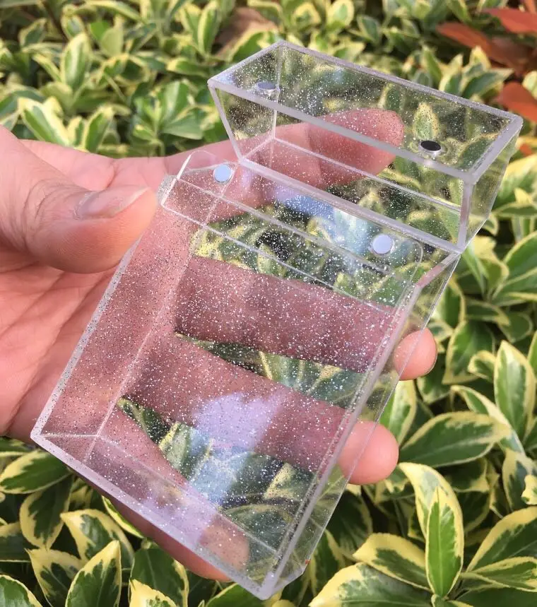 Sparkling Transparent Acrylic Cigarette Case 6 Sparkling Transparent Acrylic Cigarette Case - Image 6