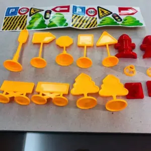 Vivid 12-Piece Traffic Sign Set for Kids 15 S04f56630757b4a2c867d795105f59166S