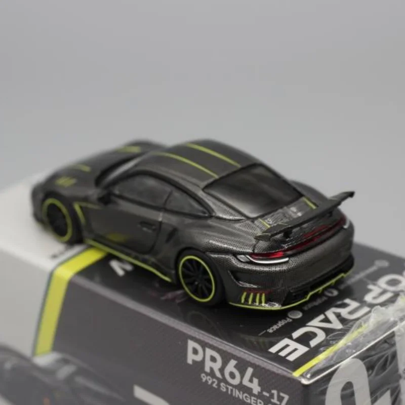 1:64 Scale Diecast Alloy Stinger GTR Model 4 1:64 Scale Diecast Alloy Stinger GTR Model - Image 4