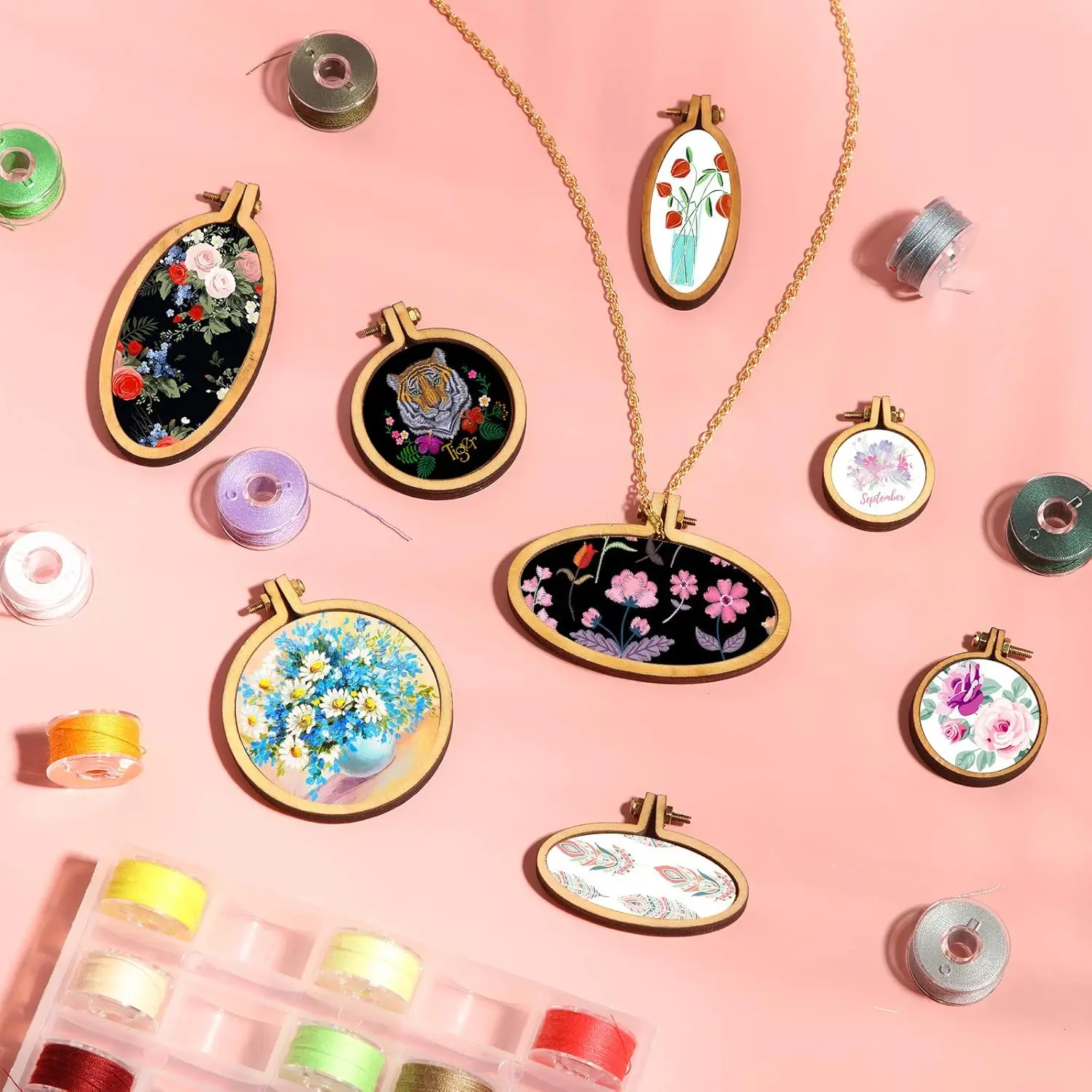 Mini Embroidery Hoop Set for Crafts 5 Mini Embroidery Hoop Set for Crafts - Image 5