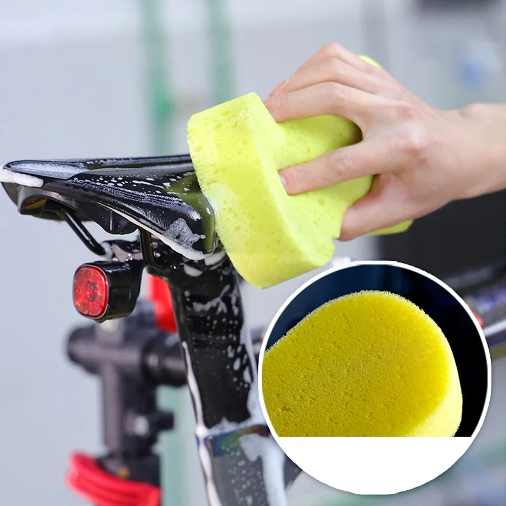 Bike Cleaning Kit with Brush Set and Chain Cleaner 3 Bike Cleaning Kit with Brush Set and Chain Cleaner - Image 3