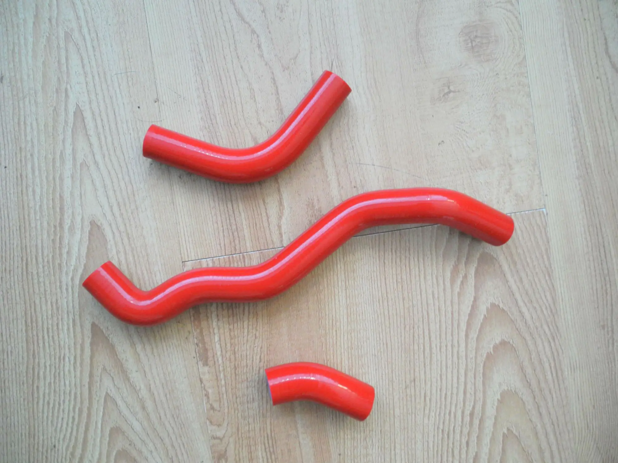 Red Silicone Radiator Hose Kit for Suzuki DRZ400 5 Red Silicone Radiator Hose Kit for Suzuki DRZ400 - Image 5