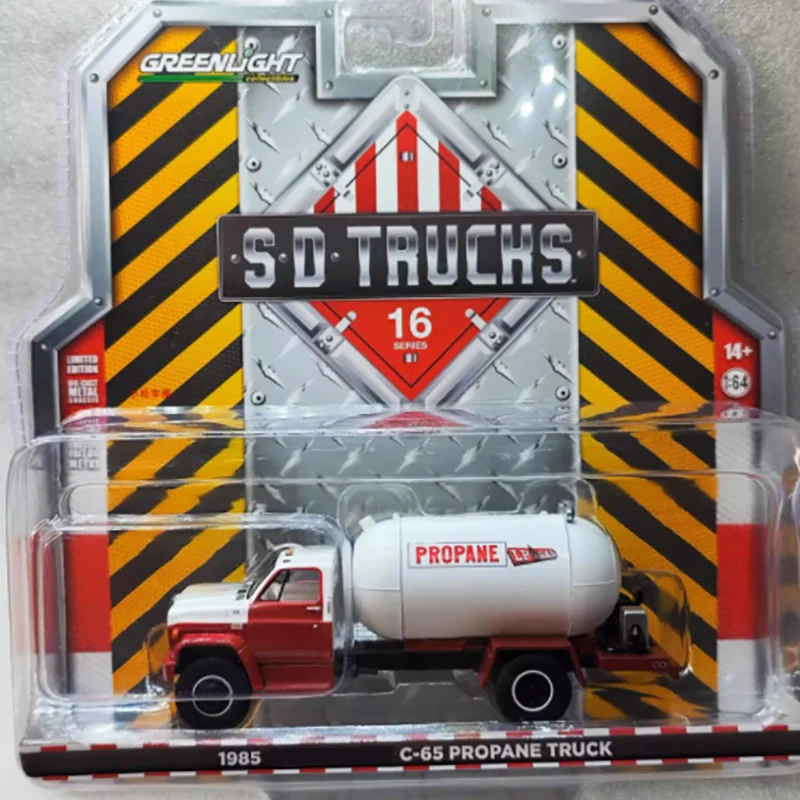 1985 C-65 Truck Diecast Model Collectible 2 1985 C-65 Truck Diecast Model Collectible - Image 2