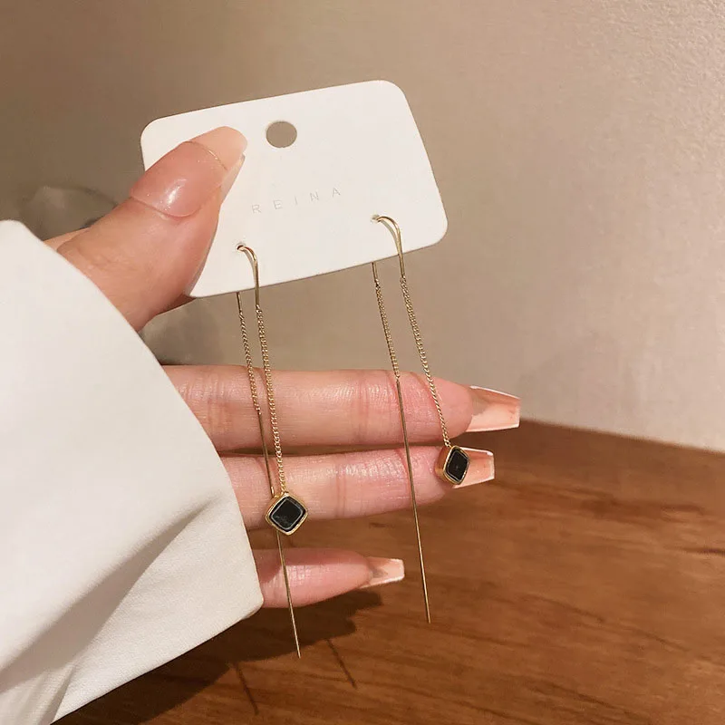 Vintage Black Square Drop Earrings for Women 2 Vintage Black Square Drop Earrings for Women - Image 2