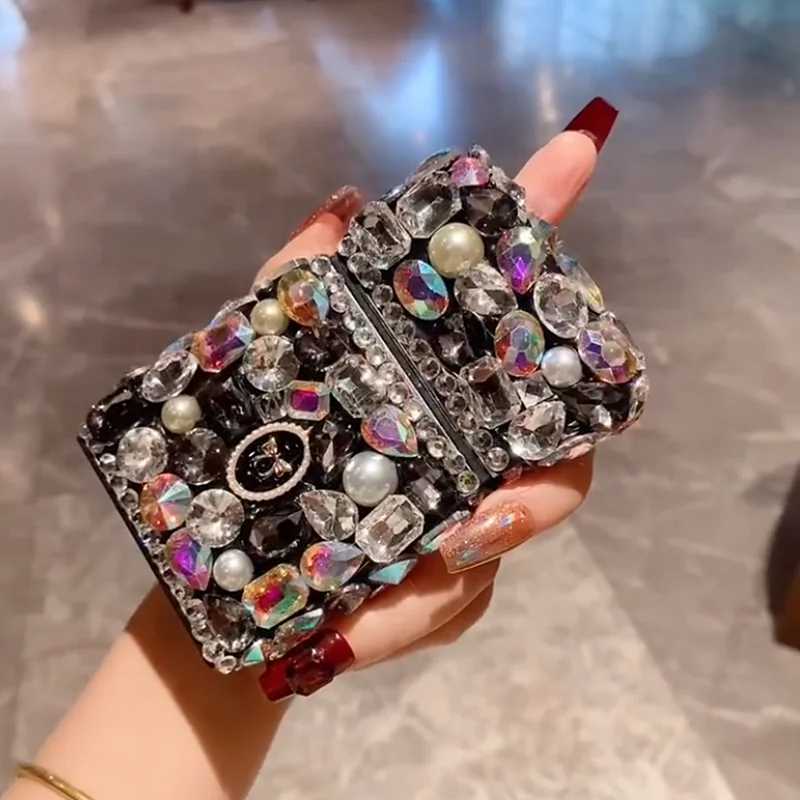 Glamorous Alloy Cigarette Case with Rhinestones 7 Glamorous Alloy Cigarette Case with Rhinestones - Image 7
