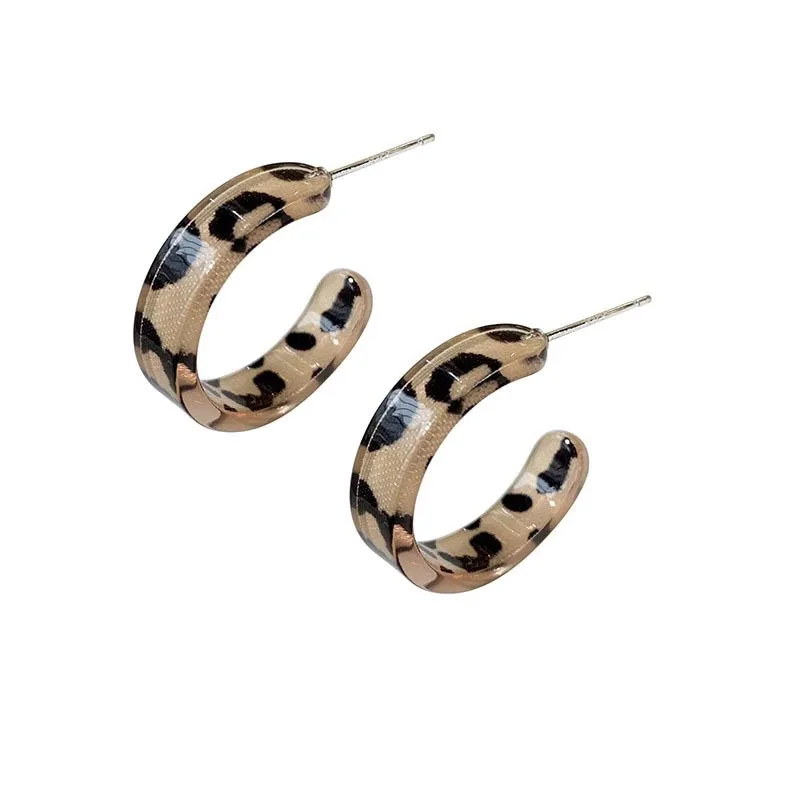 Leopard Print Acrylic Hoop Earrings 2cm 6 Leopard Print Acrylic Hoop Earrings 2cm - Image 6