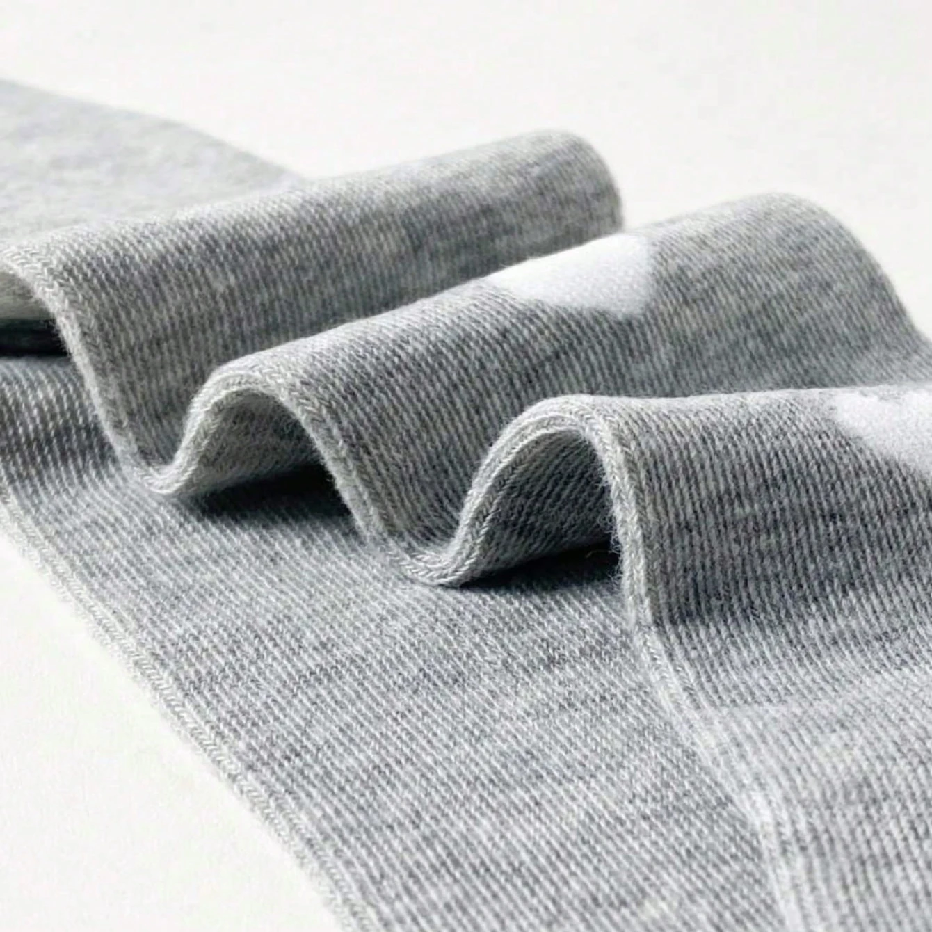 Children's Heart-Patterned Tights Set for Girls 4 Children's Heart-Patterned Tights Set for Girls - Image 4