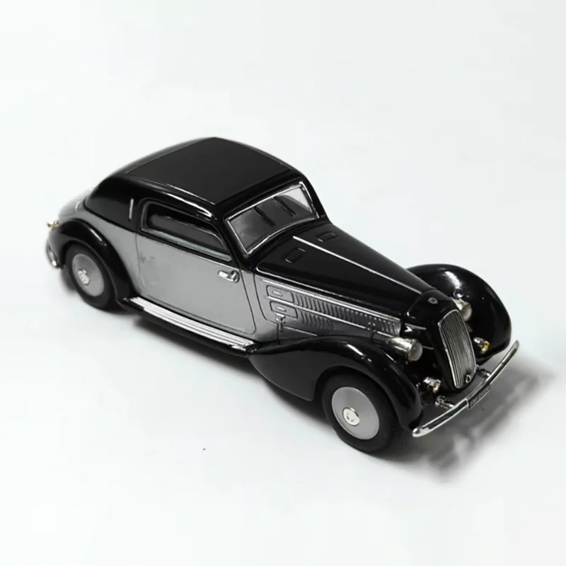 1935 Alloy Vintage Car Model for Collectors 3 1935 Alloy Vintage Car Model for Collectors - Image 3