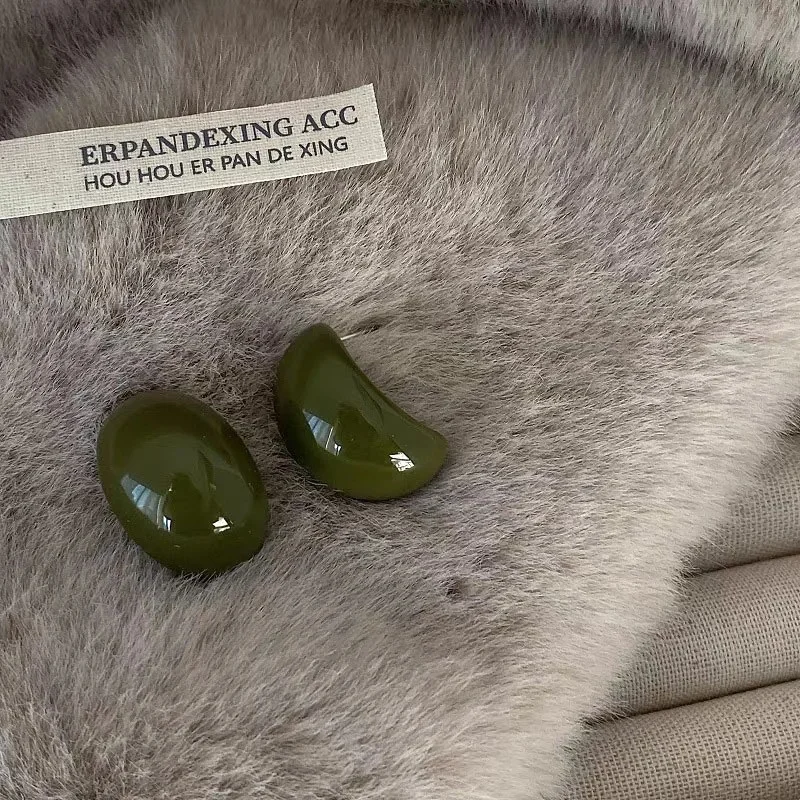 Vintage Geometric Oval Acrylic Earrings for Women 8 Vintage Geometric Oval Acrylic Earrings for Women - Image 8