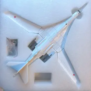 TU-160 White Swan Strategic Bomber Model 12 S19b1b386b7ff47b68b48ac83bc2db34bP