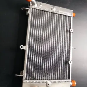 Yamaha FZ1 2001-2005 Aluminum Radiator Upgrade 9 S1bce5a293b0d4bbe805622385156eab3D