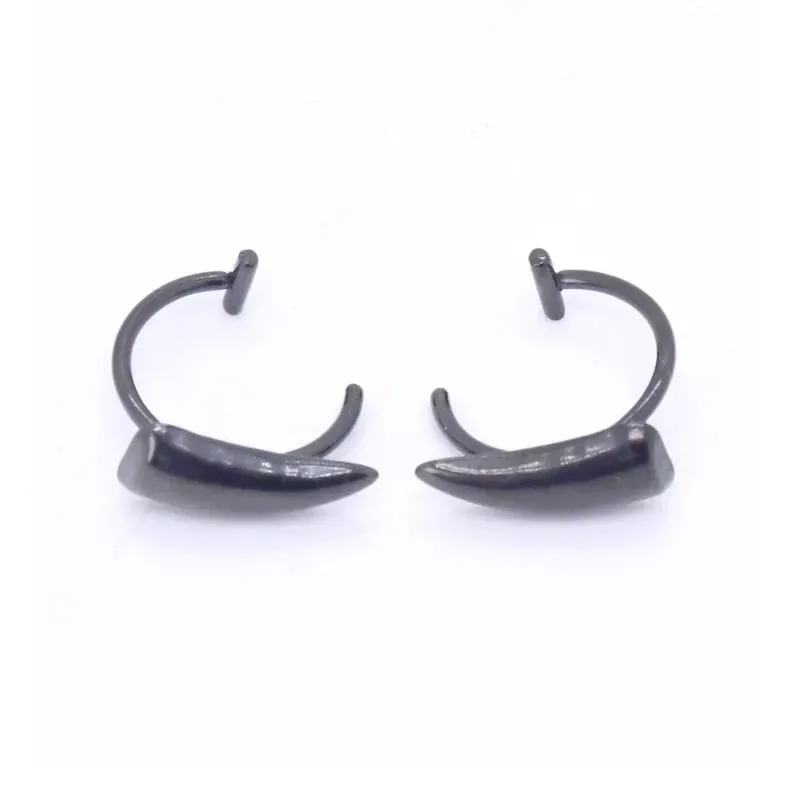 Stainless Steel Gothic Lip Clip for Men & Women 5 Stainless Steel Gothic Lip Clip for Men & Women - Image 5