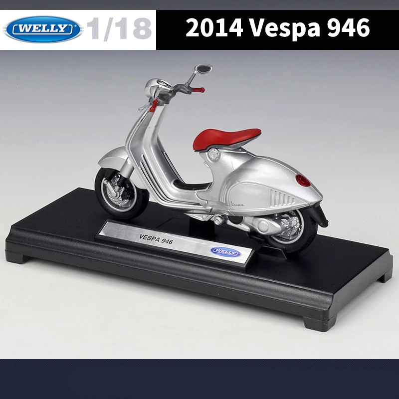 Vintage Vespa 1953 Miniature Model 6 Vintage Vespa 1953 Miniature Model - Image 6