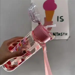 S21689d8d810e448c99bfa3736bcc3f641