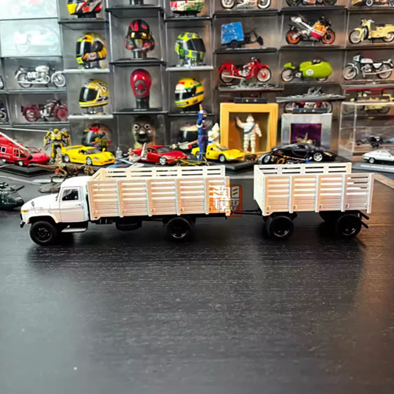 Vintage 1980s Cargo Truck Diecast Model 6 Vintage 1980s Cargo Truck Diecast Model - Image 6