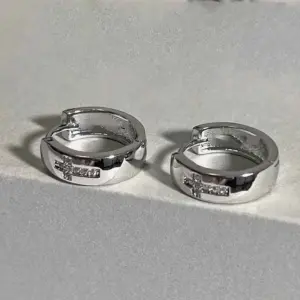 S24bf39a5b7734d40aa0afaae7c58e418L