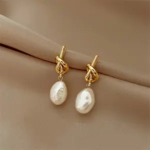 Vintage Pearl Drop Earrings for Women 17 S24d18c0a954947af8a379fea69009deer