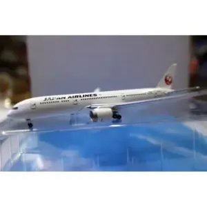 S253004217e534de583edfb8e75de6bd9z