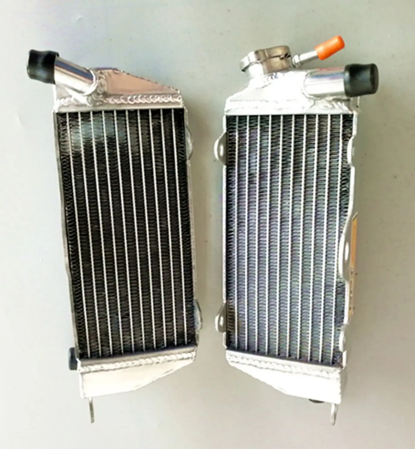 Durable Aluminum Radiator Set for Kawasaki KX250 3 Durable Aluminum Radiator Set for Kawasaki KX250 - Image 3