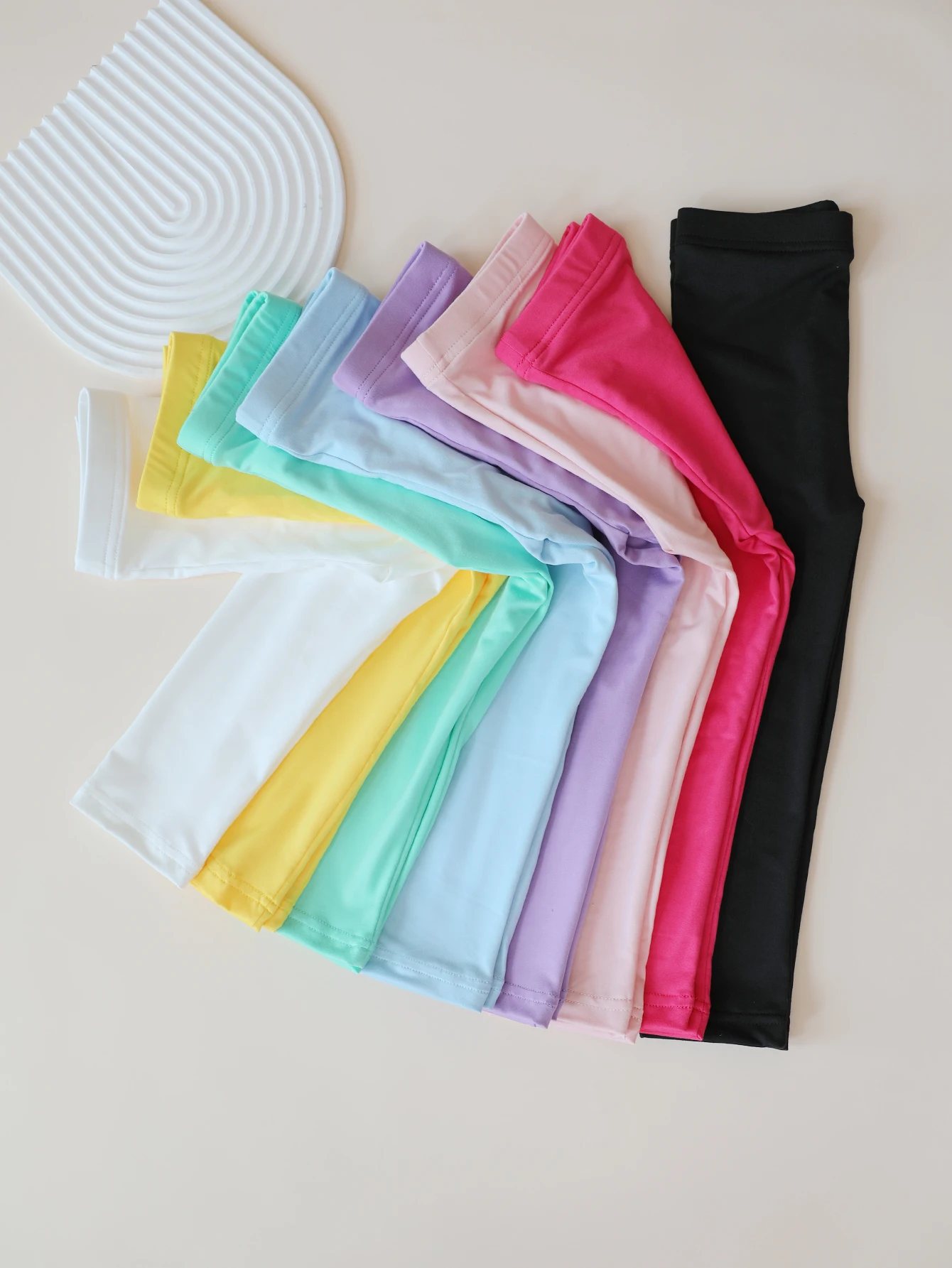 Kids' Elastic Ankle-Length Leggings for Girls 2 Kids' Elastic Ankle-Length Leggings for Girls - Image 2