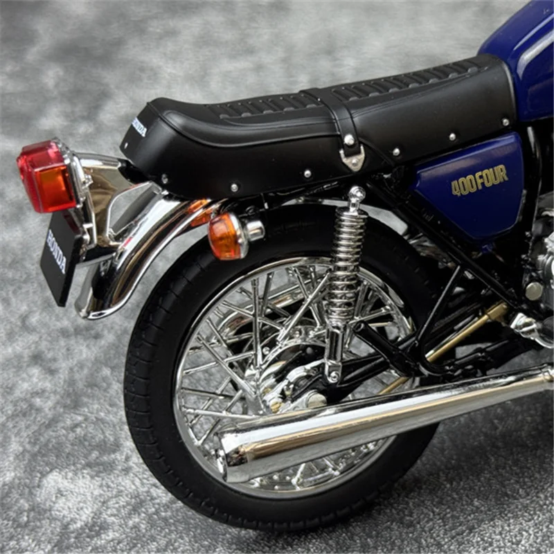 1:12 Honda CB400 FOUR Diecast Motorcycle Model 5 1:12 Honda CB400 FOUR Diecast Motorcycle Model - Image 5
