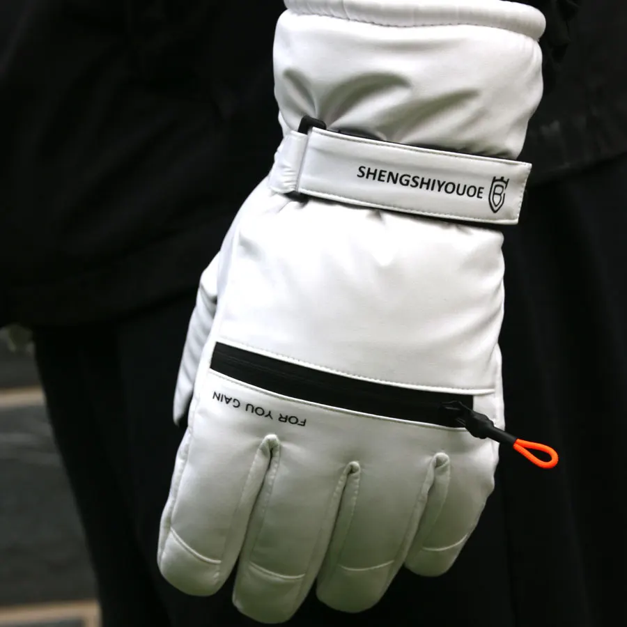 Unisex Winter Gloves with Touchscreen Compatibility 8 Unisex Winter Gloves with Touchscreen Compatibility - Image 8