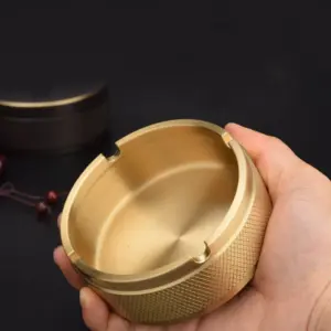 Brass Ashtray with Optional Lid - Modern Design 11 S3537a502cd094cdeaebdd4462bdbab6cO