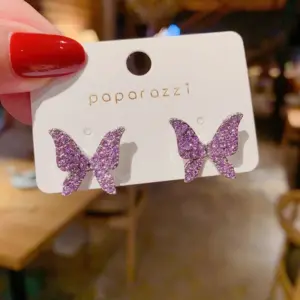 Elegant Butterfly Stud Earrings in Silver, Gold, Purple 16 S3697fb54555a466da48972a0cdb99a29G