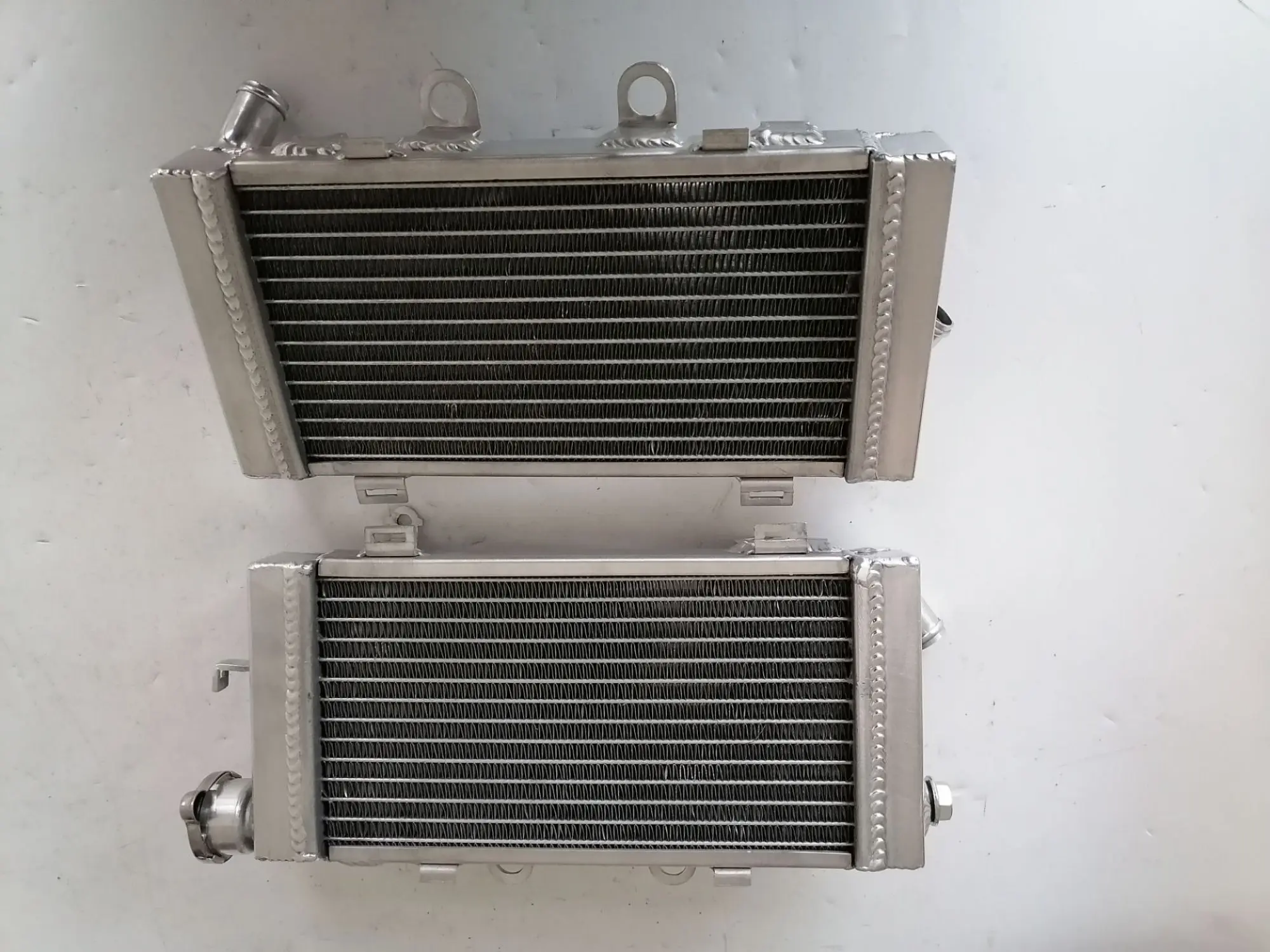 Aluminum Radiators for Honda XL1000V Varadero 1999-2009 2 Aluminum Radiators for Honda XL1000V Varadero 1999-2009 - Image 2
