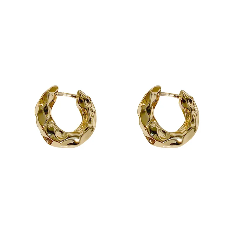 Vintage Copper Alloy Chunky Hoop Earrings for Women 6 Vintage Copper Alloy Chunky Hoop Earrings for Women - Image 6