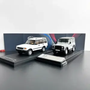 Land Rover Defender 90 1:43 Diecast Model Collectible